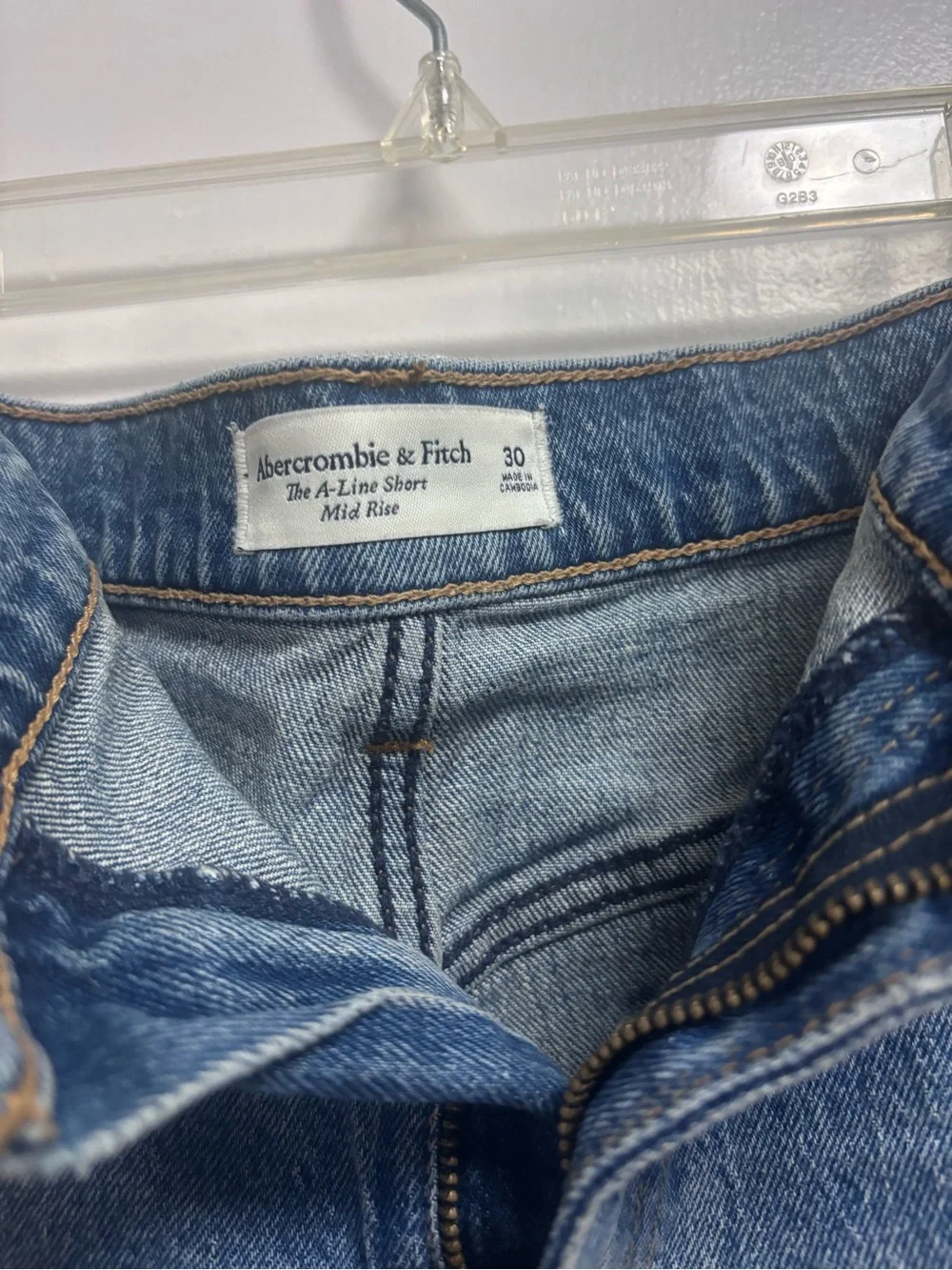 Abercrombie & Fitch A-Line Mid-Rise Blue Cutoff Denim Shorts -Size 30